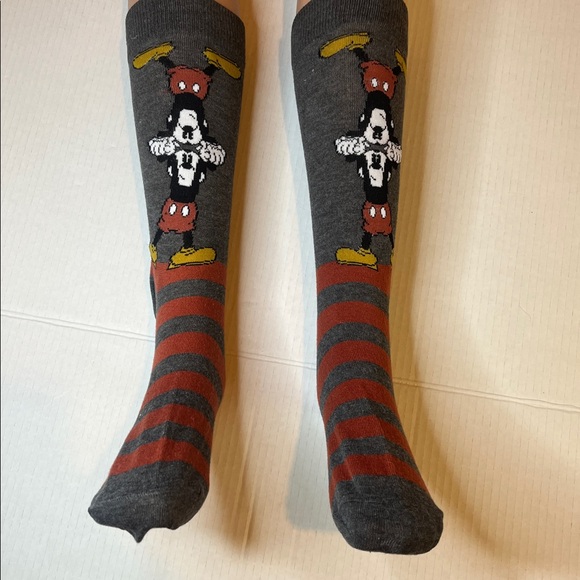 ❤️ Disney Mickey Mouse Socks Unisex NWT - Picture 9 of 9